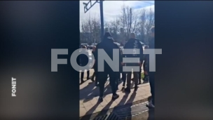 Napadnut posmatrač Crte